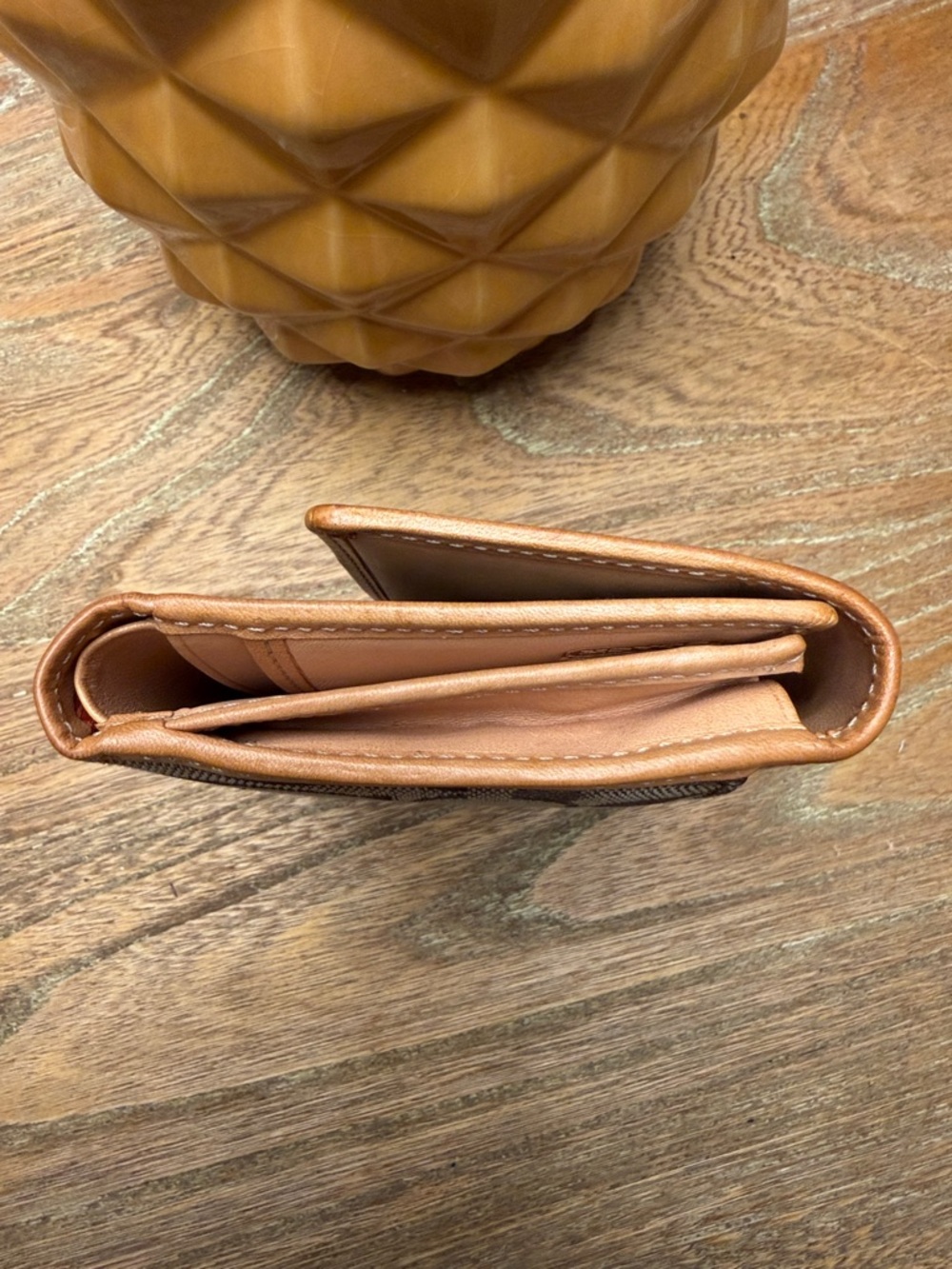 Vintage Coach Brown/Tan Signature Canvas Bi-Fold Wallet - Picture 7 of 8